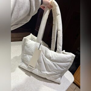 Thirtyyears White Drift Tote